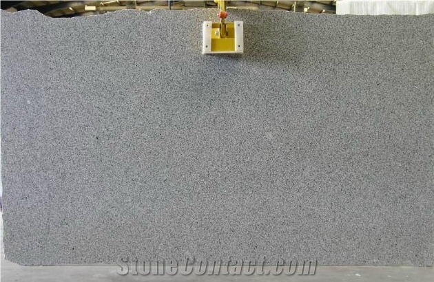 China Bianco Perla Granite Quarry