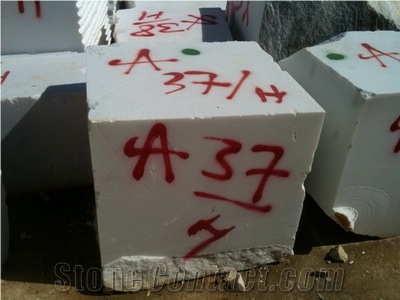 Vietnam Crystal White Marble Quarry