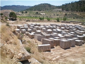 Dark Emperador Marbe -Marron Emperador Marble Quarry