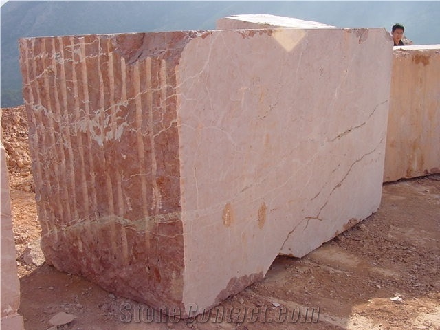 Rojo Alicante Marble Quarry