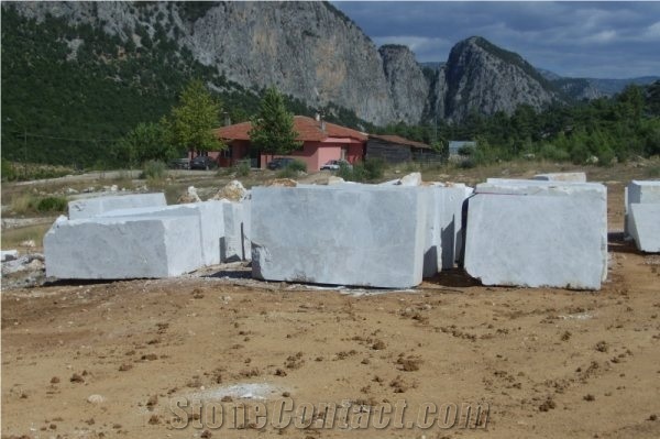 Grey Mink - Tundra Grey Marble Quarry
