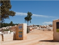 Moca Creme Medio Limestone Quarry