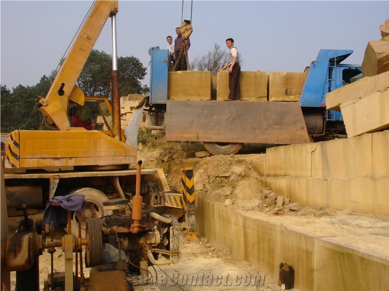 Sichuan Beige Sandstone Quarry
