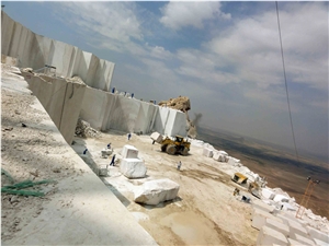 Luxury Beige Marble Quarry