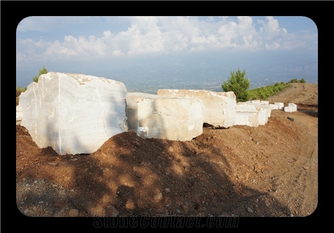 Honey Onyx, Royal Onyx Quarry