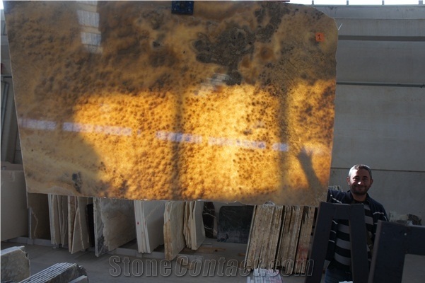 Honey Onyx, Royal Onyx Quarry