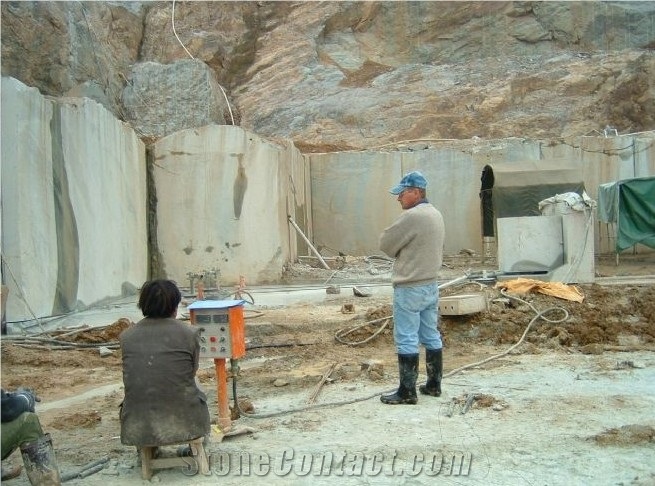 Golden Galaxy Granite Quarry