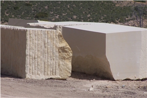 Arenisca Crema Villamonte Sandstone Quarry