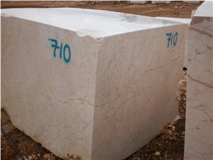 Crema Novita Marble Quarry