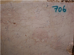 Crema Novita Marble Quarry