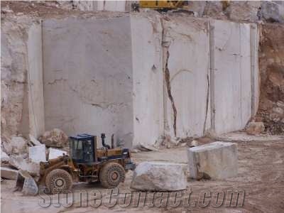 Medium Travertine Denizli Quarry