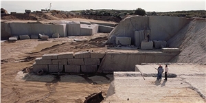 Rosa Alba Granite Quarry