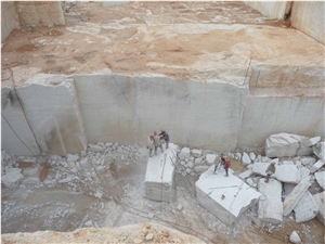 River White Granite Quarry