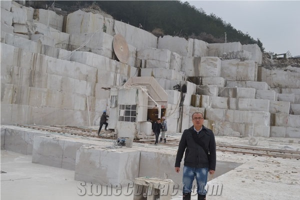 Angel Beige Marble Quarry