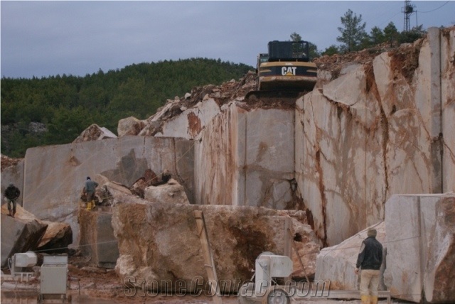 Mersin Light Emperador Marble Quarry