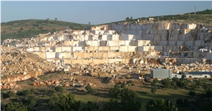 Lotus Beige Marble Beycekoy Quarry