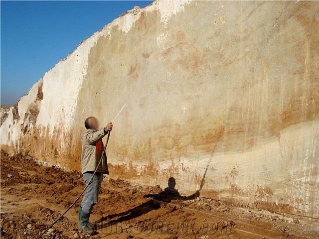 Bois Dore Limestone Quarry
