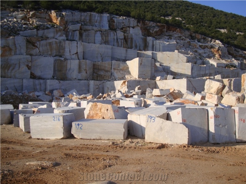 Didima Beige Limestone Quarry