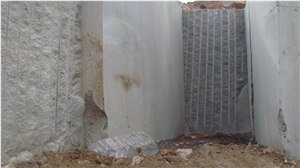 Indian Dakota Granite - New Mahogany Granite Quarry