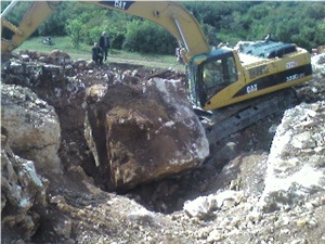 Usak White Onyx Quarry