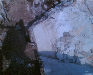 Usak White Onyx Quarry