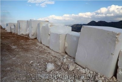 Burdur Beige Marble Quarry