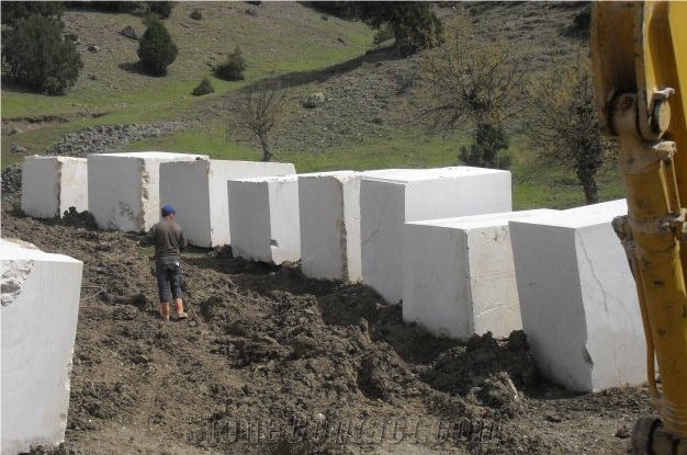 Kastamonu Elegant Beige Marble Quarry