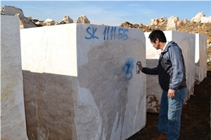 Kastamonu Siena Beige Marble Quarry