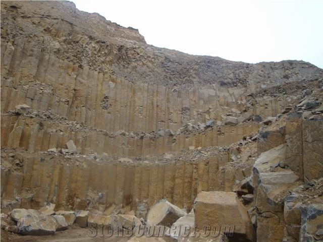 Mongolia Black Granite Quarry