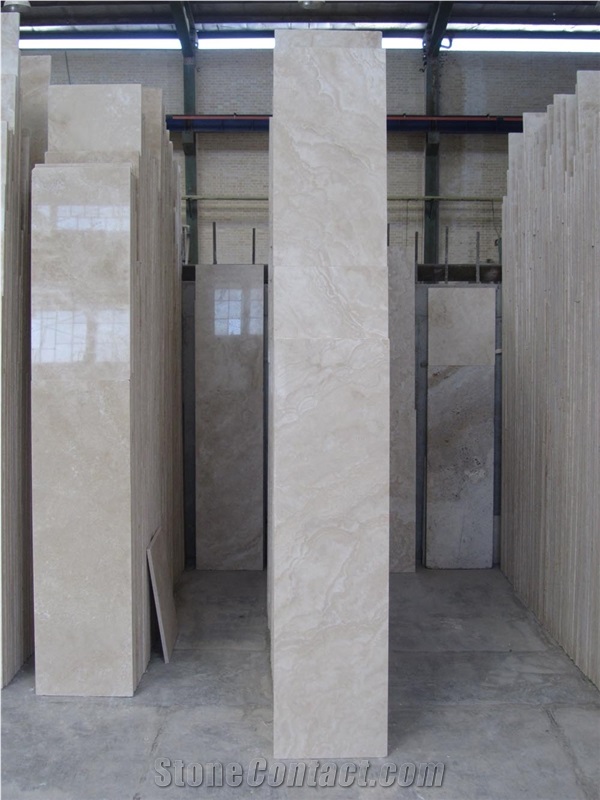 Traqrood Natanz Travertine Quarry
