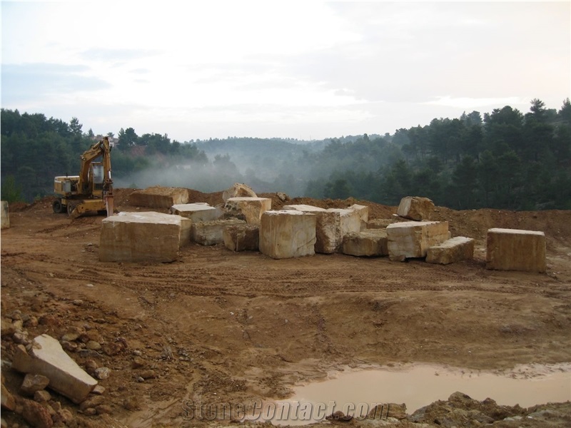 Kapandriti Travertine Quarry