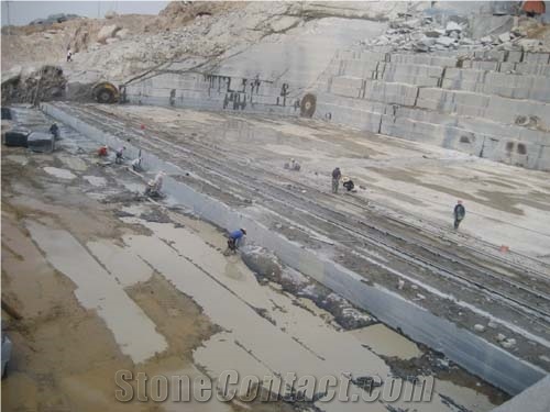 G654 Granite Quarry