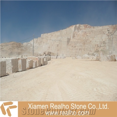 Crema Marfil Marble Quarry