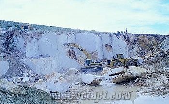 Sivrihisar Crema Beige Marble Quarry