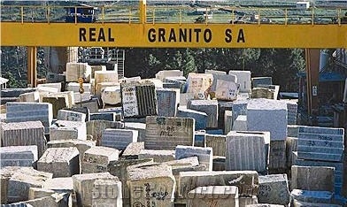 Cinzento de Pedras Salgadas Own Quarry