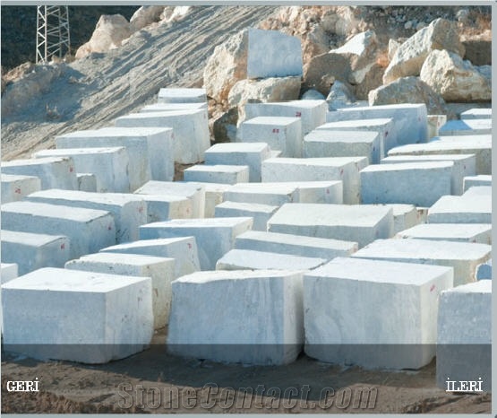 Tundra Grey Marble Quarry