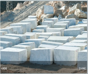 Tundra Grey Marble Quarry