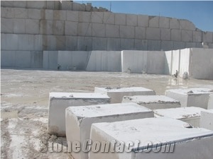 Royal Botticino - Shayan Cream Quarry