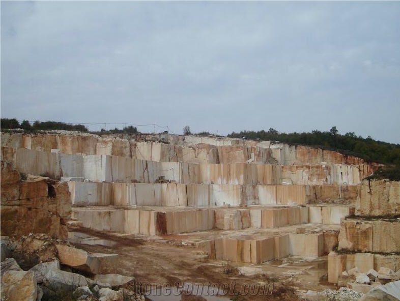 Dionysos Vratza Limestone - Vratza Beige Quarry