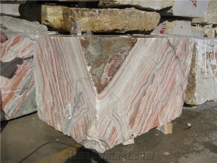 Parsonyx Rainbow Onyx Quarry