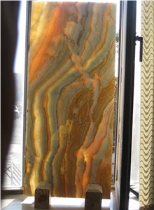 Parsonyx Rainbow Onyx Quarry