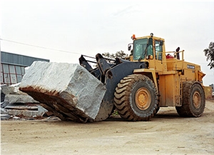 Gris Quintana Granite Quarry