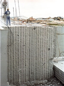 Gris Quintana Granite Quarry