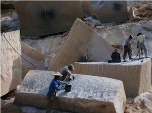 G682 Granite Quarry