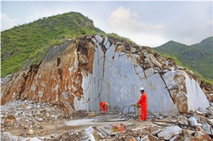 Sunny Grey Marble Quarry