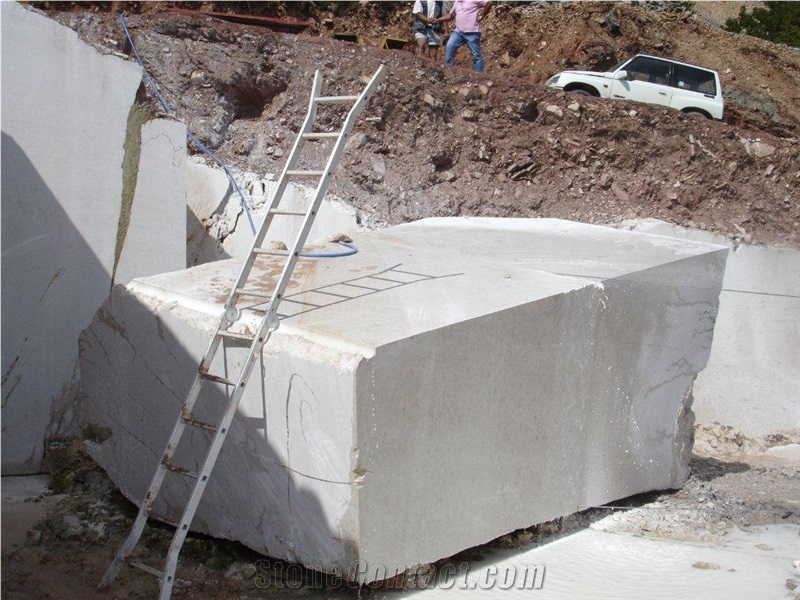 Zafir Gold Marble quarry