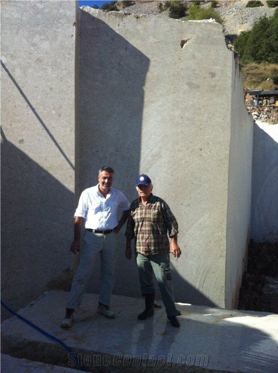 Zafir Gold Marble quarry