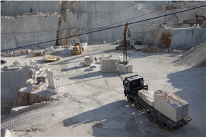Bianco Carrara Campanili Marble Quarry