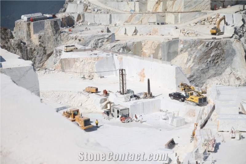 Bianco Carrara Campanili Marble Quarry