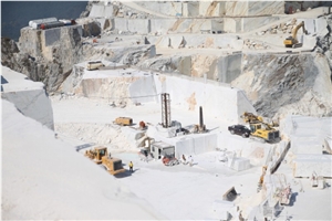 Bianco Carrara Campanili Marble Quarry
